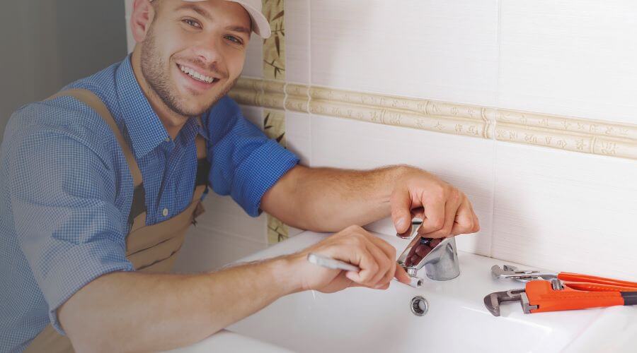 Handle or spout repair in River, KY